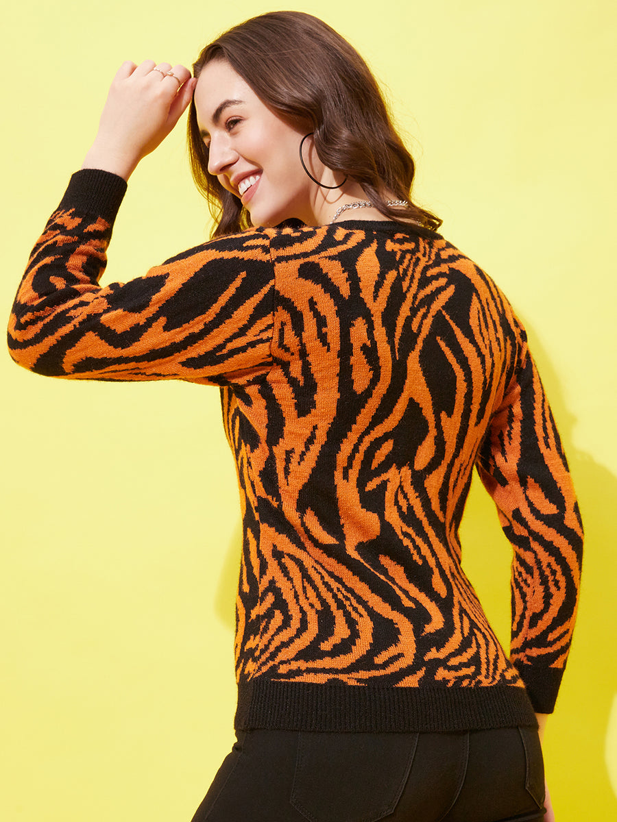 Modeve Women Animal Print Round Neck  Sweater